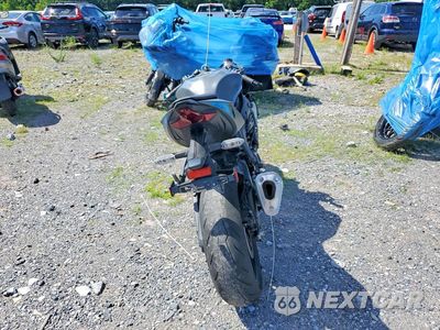 Czwarte zdjęcie samochodu z boku: 2025 KAWASAKI ZX636 K VIN:JKBZXJJ19SA026714 - miniatura