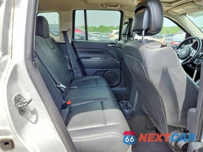 Zdjęcie 11 z 13 samochodu: 2015 JEEP COMPASS LATITUDE VIN:1C4NJDEB3FD396334 - miniatura