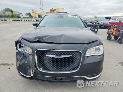 Piąte zdjęcie samochodu w środku: 2023 CHRYSLER 300 TOURING VIN:2C3CCAAG5PH680395 - miniatura