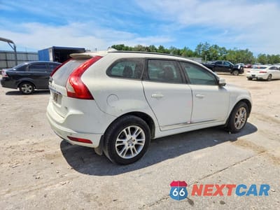Trzecie zdjęcie samochodu z tyłu: 2015 VOLVO XC60 T5 VIN:YV440MDA5F2583395 - miniatura
