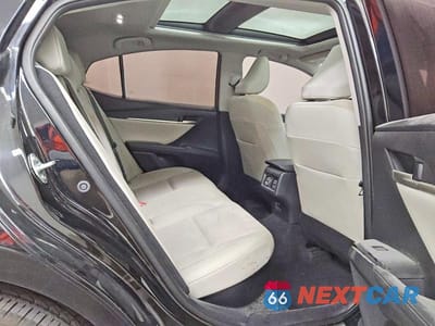 Zdjęcie 10 z 12 samochodu: 2025 TOYOTA CAMRY XLE VIN:4T1DAACK4SU048710 - miniatura