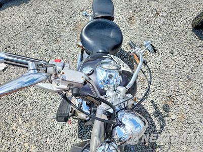 Piąte zdjęcie samochodu w środku: 2004 YAMAHA XVS1100 A VIN:JYAVP11E44A058934 - miniatura
