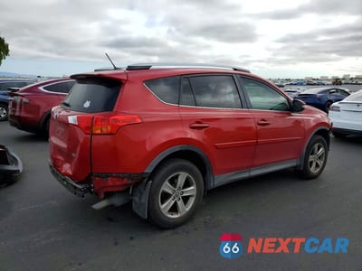 Trzecie zdjęcie samochodu z tyłu: 2015 TOYOTA RAV4 XLE VIN:2T3WFREV9FW181539 - miniatura