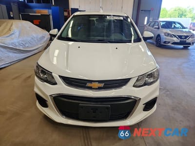Piąte zdjęcie samochodu w środku: 2018 CHEVROLET SONIC VIN:1G1JG6SH7J4132925 - miniatura