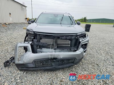 Piąte zdjęcie samochodu w środku: 2025 CHEVROLET TRAVERSE LT VIN:1GNERGRS2SJ240633 - miniatura