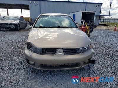 Piąte zdjęcie samochodu w środku: 2002 MITSUBISHI GALANT ES VIN:4A3AA46G52E133353 - miniatura