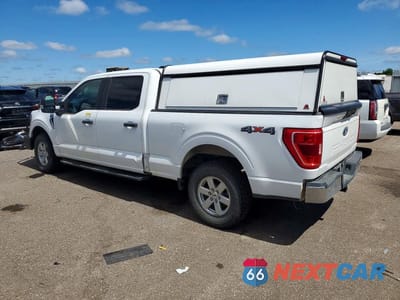 Drugie zdjęcie samochodu z przodu: 2023 FORD F150 SUPERCREW VIN:1FTFW1E57PKE69944 - miniatura