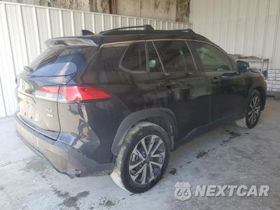 Trzecie zdjęcie samochodu z tyłu: 2025 TOYOTA COROLLA CROSS XLE VIN:7MUDAABG8SV122304 - miniatura