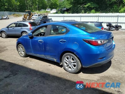 Drugie zdjęcie samochodu z przodu: 2017 TOYOTA YARIS IA BASE VIN:3MYDLBYV3HY171008 - miniatura
