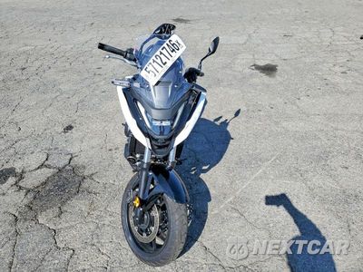 Piąte zdjęcie samochodu w środku: 2025 HONDA NC750 XD VIN:JH2RH2310SK000269 - miniatura