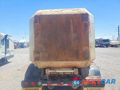 Zdjęcie 10 z 13 samochodu: 2016 FREIGHTLINER M2 106 MEDIUM DUTY VIN:1FVACXDT1GHHB4937 - miniatura