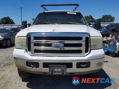 Piąte zdjęcie samochodu w środku: 2005 FORD F250 SUPER DUTY VIN:1FTSX21PX5EB73109 - miniatura