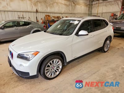 2013 BMW X1 XDRIVE28I WBAVL1C53DVR86415 - główne zdjęcie licytacji z USA - miniatura