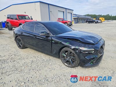 Czwarte zdjęcie samochodu z boku: 2023 GENESIS G70 2.0T VIN:KMTG34TA9PU106789 - miniatura