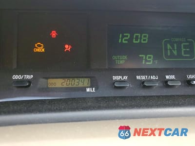 Zdjęcie 9 z 12 samochodu: 2000 TOYOTA AVALON XLS VIN:4T1BF28BXYU093215 - miniatura