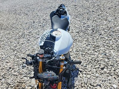 Piąte zdjęcie samochodu w środku: 2009 YAMAHA YZFR6 VIN:JYARJ16E79A011464 - miniatura