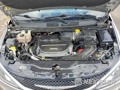 Zdjęcie 12 z 13 samochodu: 2017 CHRYSLER PACIFICA LX VIN:2C4RC1EG3HR614150 - miniatura