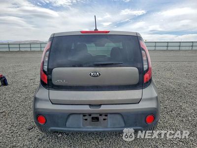 Zdjęcie 6 z 14 samochodu: 2017 KIA SOUL BASE VIN:KNDJN2A21H7494633 - miniatura