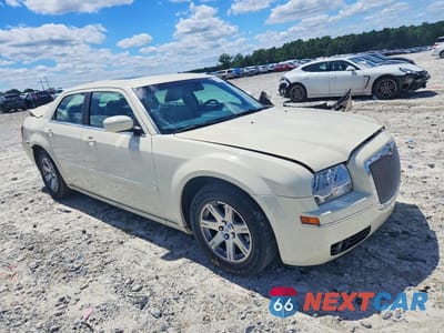 Czwarte zdjęcie samochodu z boku: 2006 CHRYSLER 300 TOURING VIN:2C3KA53G36H486856 - miniatura