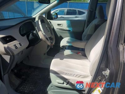 Zdjęcie 7 z 13 samochodu: 2011 TOYOTA SIENNA LE VIN:5TDKK3DC6BS049406 - miniatura