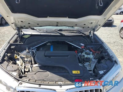 Zdjęcie 11 z 12 samochodu: 2017 BMW X5 XDR40E VIN:5UXKT0C33H0S80996 - miniatura