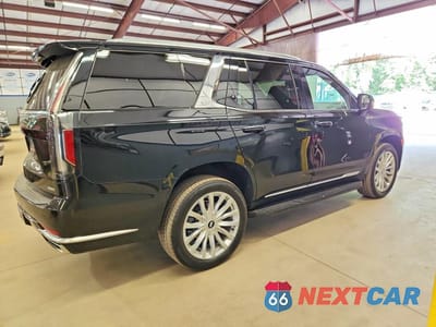 Trzecie zdjęcie samochodu z tyłu: 2023 CADILLAC ESCALADE LUXURY VIN:1GYS4AKL5PR100508 - miniatura