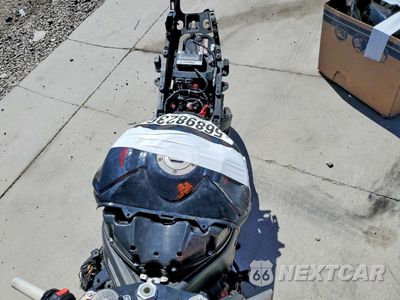 Piąte zdjęcie samochodu w środku: 2006 YAMAHA YZFR6 L VIN:JYARJ12E76A002426 - miniatura