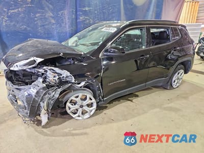 2025 JEEP COMPASS LATITUDE 3C4NJDBN0ST597532 - główne zdjęcie licytacji z USA - miniatura