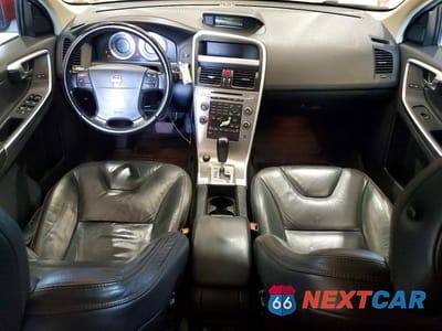 Zdjęcie 8 z 13 samochodu: 2010 VOLVO XC60 T6 VIN:YV4992DZ4A2060383 - miniatura