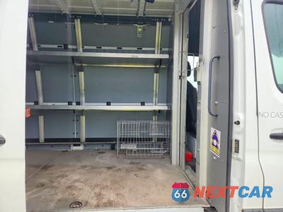 Zdjęcie 11 z 13 samochodu: 2021 MERCEDES BENZ SPRINTER 2500 DELIVERY VAN VIN:W1Y4DCHY0MT049572 - miniatura
