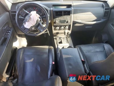 Zdjęcie 8 z 14 samochodu: 2012 JEEP LIBERTY SPORT VIN:1C4PJMAK9CW203036 - miniatura
