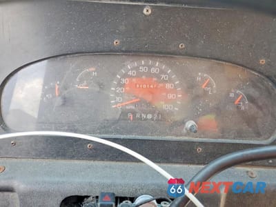 Zdjęcie 9 z 12 samochodu: 2000 FORD F-59 VIN:1FCJE39L4YHA52569 - miniatura