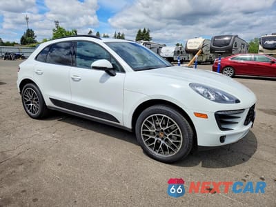 Czwarte zdjęcie samochodu z boku: 2015 PORSCHE MACAN S VIN:WP1AB2A59FLB64096 - miniatura