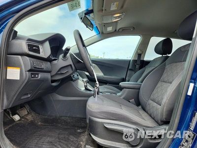 Zdjęcie 7 z 13 samochodu: 2017 KIA NIRO LX VIN:KNDCB3LC2H5085257 - miniatura