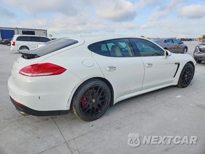 Trzecie zdjęcie samochodu z tyłu: 2016 PORSCHE PANAMERA 2 VIN:WP0AA2A72GL008036 - miniatura