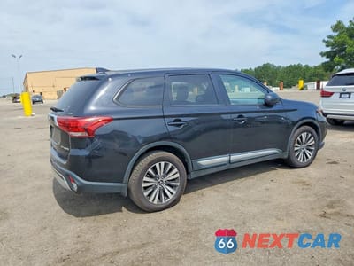Trzecie zdjęcie samochodu z tyłu: 2019 MITSUBISHI OUTLANDER SE VIN:JA4AZ3A3XKZ021032 - miniatura