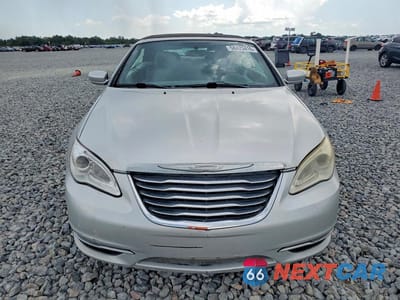 Piąte zdjęcie samochodu w środku: 2012 CHRYSLER 200 TOURING VIN:1C3BCBEB1CN149437 - miniatura