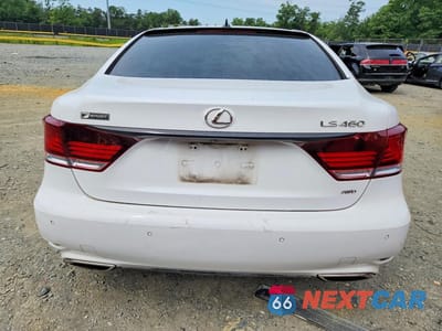 Zdjęcie 6 z 12 samochodu: 2015 LEXUS LS 460 VIN:JTHCL5EF4F5024374 - miniatura