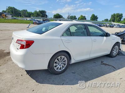 Trzecie zdjęcie samochodu z tyłu: 2014 TOYOTA CAMRY HYBRID LE VIN:4T1BD1FK9EU126624 - miniatura