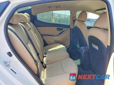 Zdjęcie 10 z 12 samochodu: 2013 HYUNDAI ELANTRA GLS VIN:5NPDH4AE3DH287385 - miniatura