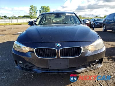 Piąte zdjęcie samochodu w środku: 2014 BMW 320 VIN:WBA3C3G54ENS70802 - miniatura