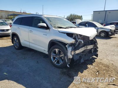 Czwarte zdjęcie samochodu z boku: 2019 TOYOTA HIGHLANDER HYBRID LIMITED PLATINUM VIN:5TDDGRFH0KS059077 - miniatura