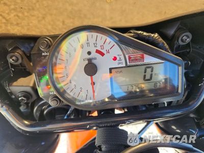 Zdjęcie 7 z 9 samochodu: 2002 SUZUKI GSX-R1000 VIN:JS1GT74AX22108984 - miniatura