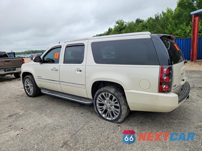 Drugie zdjęcie samochodu z przodu: 2012 GMC YUKON XL DENALI VIN:1GKS2MEF3CR107460 - miniatura