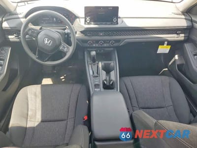 Zdjęcie 8 z 12 samochodu: 2025 HONDA ACCORD LX VIN:1HGCY1F29SA004552 - miniatura