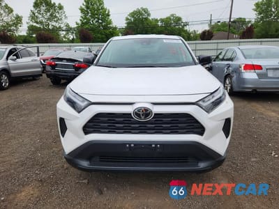 Piąte zdjęcie samochodu w środku: 2024 TOYOTA RAV4 LE VIN:2T3F1RFV1RC402067 - miniatura