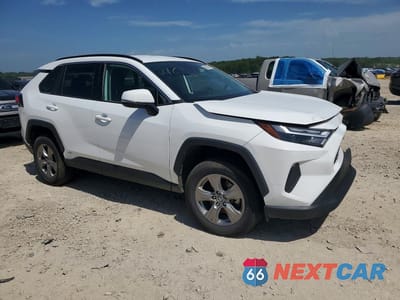 Czwarte zdjęcie samochodu z boku: 2024 TOYOTA RAV4 HYBRID XLE VIN:2T3RWRFV3RW192875 - miniatura