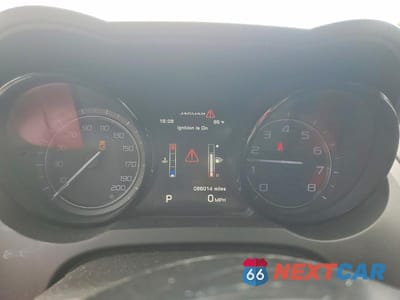 Zdjęcie 9 z 13 samochodu: 2014 JAGUAR F-TYPE V8 S VIN:SAJWA6GL2EMK04097 - miniatura