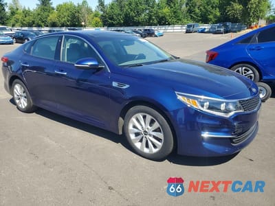Czwarte zdjęcie samochodu z boku: 2016 KIA OPTIMA EX VIN:5XXGU4L39GG007151 - miniatura