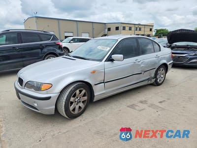 2004 BMW 325 I WBAEV33404KR27451 - główne zdjęcie licytacji z USA - miniatura